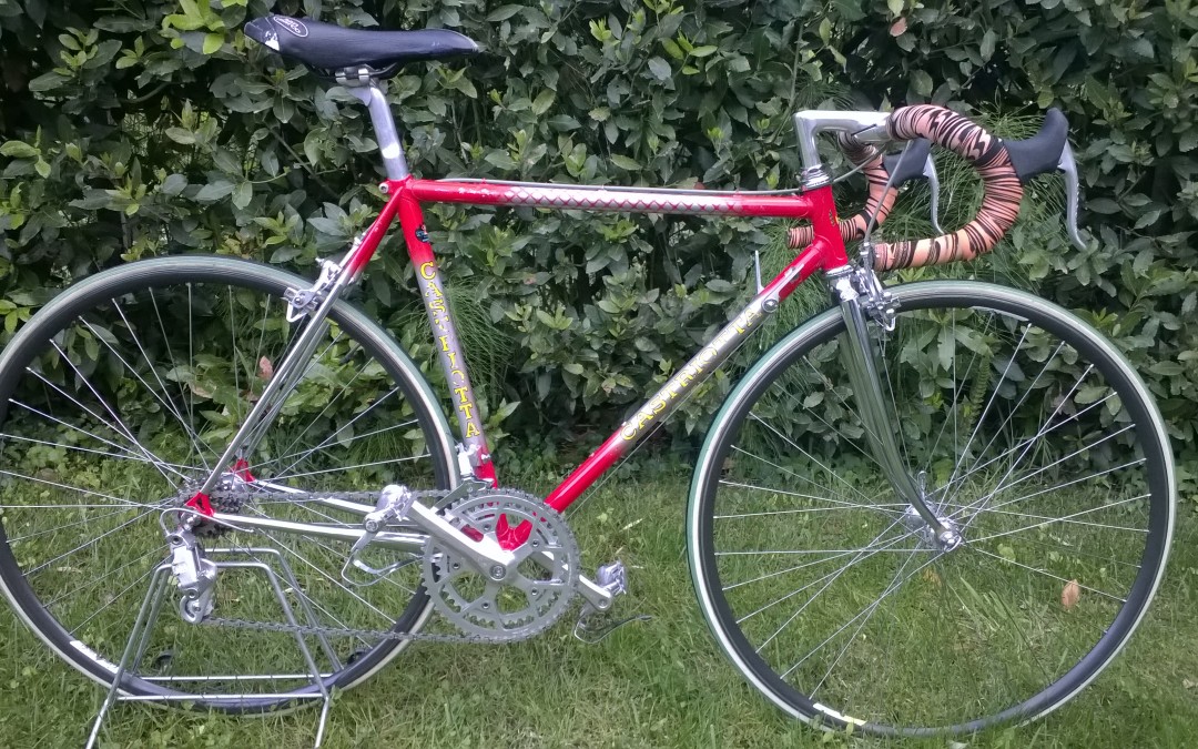 Handgemaakte Italiaanse fiets met Cinelli lugs