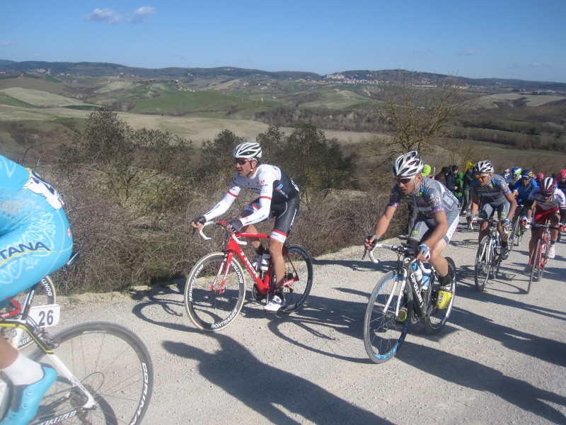De wielerwedstrijd Strade Bianche met dank aan l’Eroica