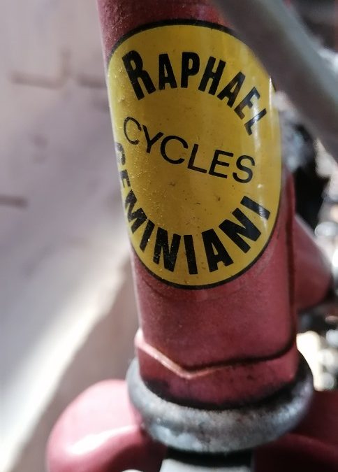 Verdwenen fietsmerken met een naam van een wielrenner